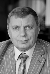 Viktor N.Varyukhin
